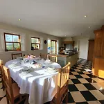 Nyaraló Reeks Cill Airne